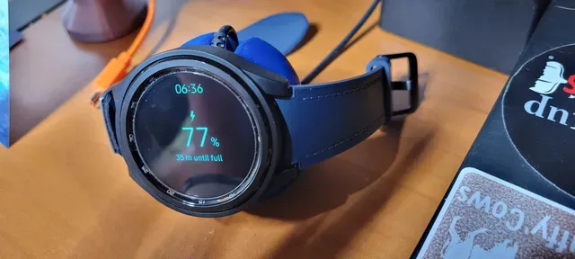 Samsung Galaxy Watch 4, 5, and 6 Charger Stand (Updated with support shelf) — Фото 10 из 16
