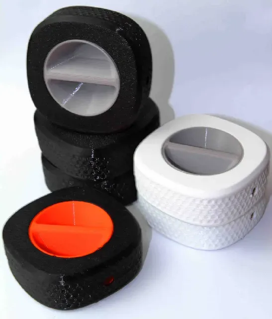 Introducing the Ultimate Portable Rotatable Data Cable Organizer Storage Box! — Image 5 of 8