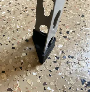 Husky Shelf footplate (Rivet Shelving Footplate)