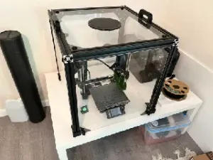 An unoriginal prusa enclosure