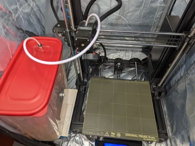Airtight filament spool container for Prusa MK2.5/3/S, Voron 2.4 — Image 2 of 4