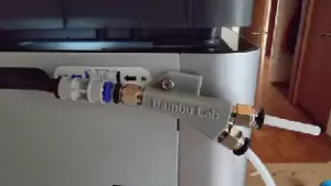 Bowden Tube Y-Splitter with PC4-M6 Connections and Attachment