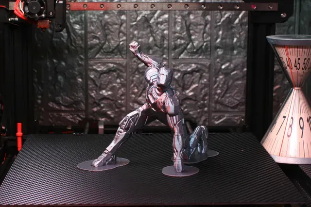 Iron Man MK42 Landing Pose Support Free Remix — Фото 5 из 40