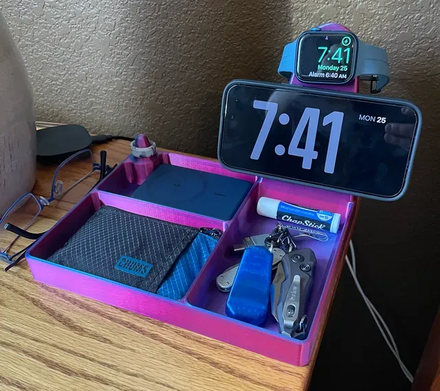 EDC Tray StandBy Mode MagSafe iPhone and Apple Watch Stand — Image 2 of 2