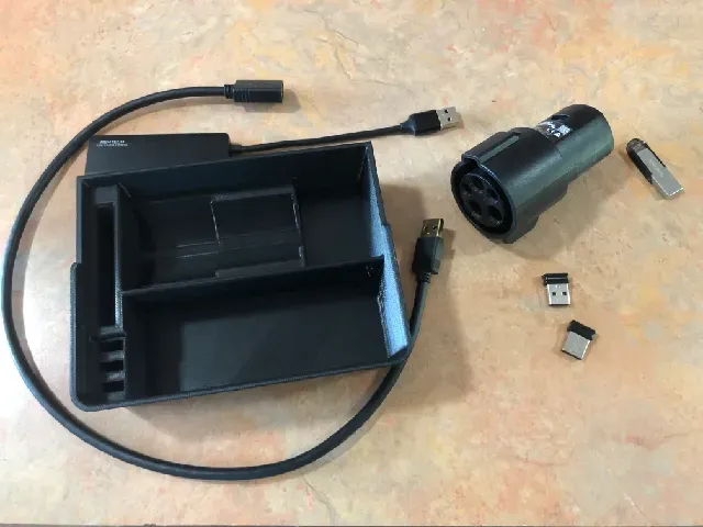 Tesla Model 3 Console Tray with integrated USB Hub + J1772 Slot — Фото 2 из 4
