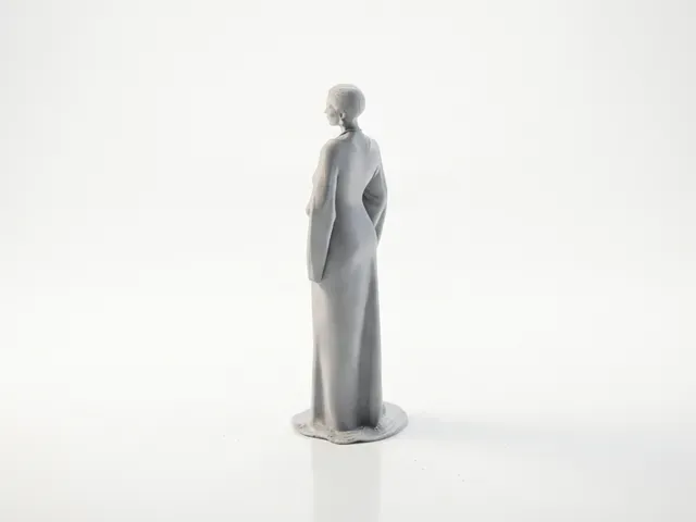 Gown Lady Elegant Female Figurine 3D Printable — Фото 5 из 5