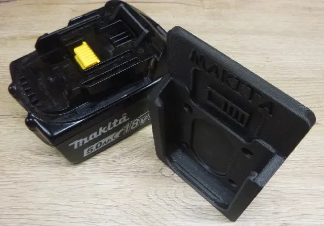 WALL MOUNT FOR MAKITA 18V BL BATTERY / AKKU WANDHALTERUNG WALL FIX — Фото 3 из 13