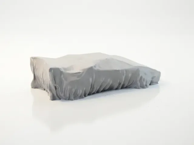 Covered Lamborghini Countach 5000 QV — Image 3 of 4