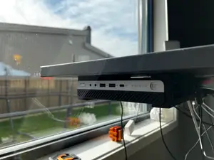 HP EliteDesk Mini 800 G5 Under desk-mount (Confirmed that it suits the other G-models as well)