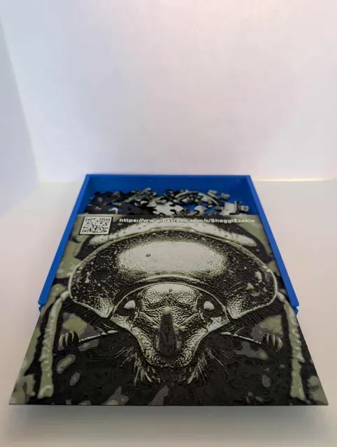 49 Piece Close Up Beetle Jigsaw Puzzle-QR — Фото 2 из 6