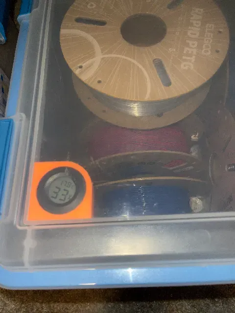 Hygrometer Holder for Sterilite Containers