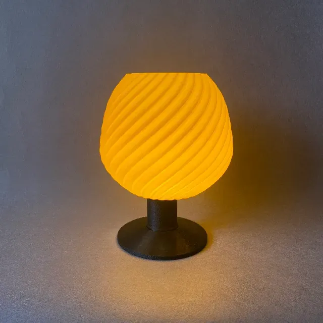 Twisted Ribbed Globe Lamp — Фото 3 из 14