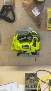 Wall Mount Ryobi Jigsaw || Wandhalterung Ryobi Stichsäge