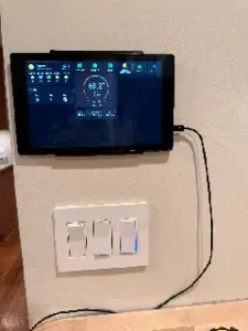 Fire Tablet 10 (2019) Wall Mount