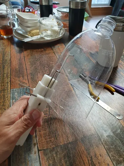Plastic Bottle Cutter (PET Bottle Cutter) 페트병 절단기