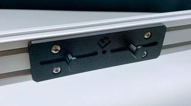 MT-SYSTEM Holder M: Universal hook plate 125mm (Universalhaken-Trägerplatte) — Image 2 of 2