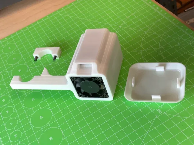 ESP32 + BME 280 weather station v2 - with fan — Фото 2 из 7
