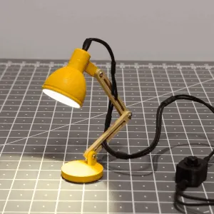 1/10 Scale Adjustable Desk Lamp