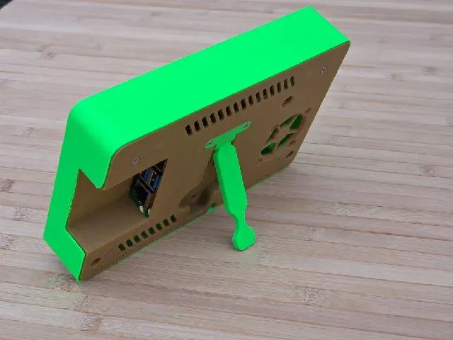 Raspberry Pi 7" Touch Display 2 Frame for RaspberryPi 4 - Horizontal - incl. Cutout - by Nerdiy.de — Фото 9 из 13