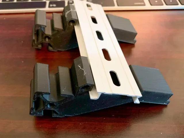 Din Rail to Extruded Aluminum quick test piece — Фото 4 из 4