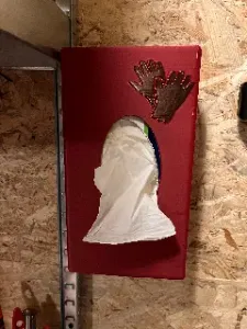 Držák na rukavice