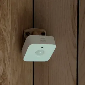 Corner mounts for Philips Hue Motion Sensor (indoor) with downward tilt