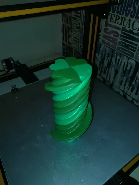 Twisted 4 Leaf Clover - Single Extruder — Image 3 of 3