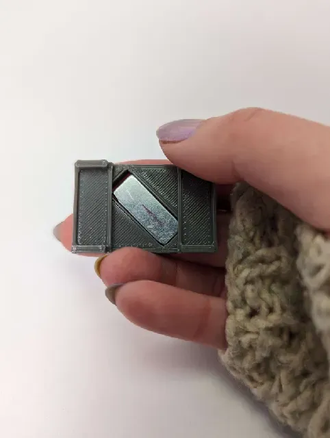 Nail Polish Magnet Holder — Image 5 of 5
