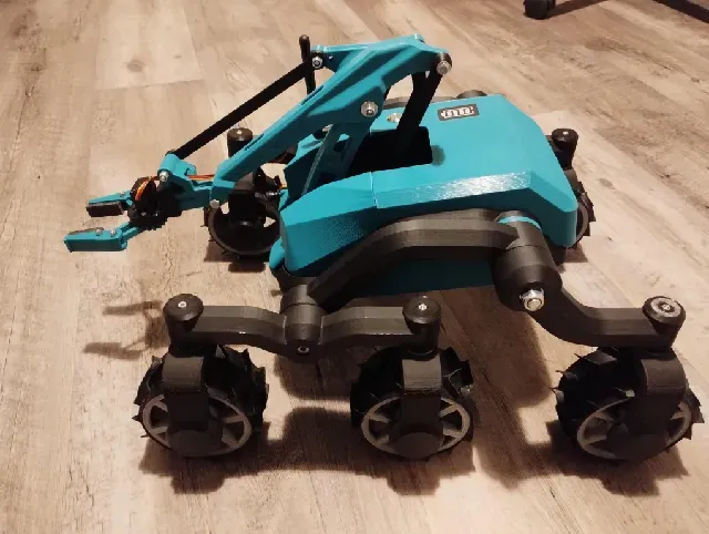 ESP32 CAM Rover with robotic arm — Image 4 of 6