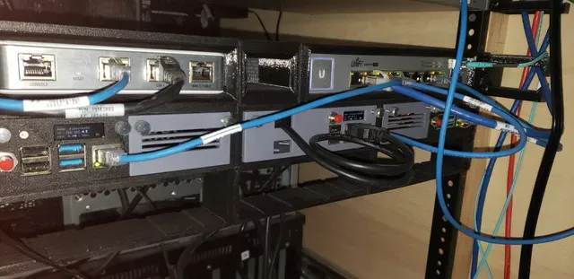 19" 1U Rack with Moduler trays for Raspberry Pis — Фото 3 из 6