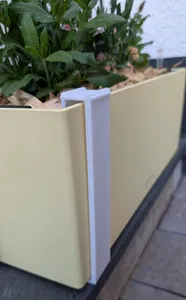Lechuza flower box holder for windowsill