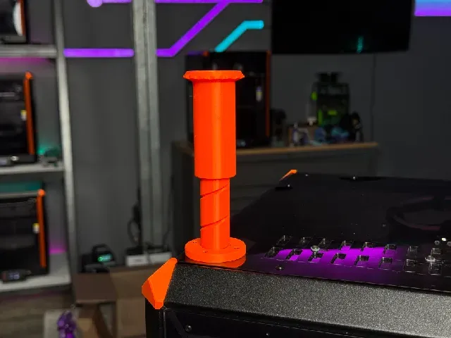 Core ONE 2kg Spool Holder with a Twist