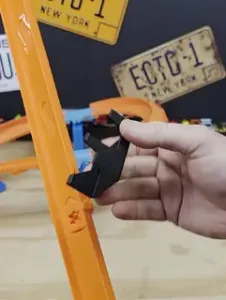 Hot Wheels Snap Track Joint Support Clip