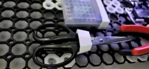 Scissor Holder for Multiboard