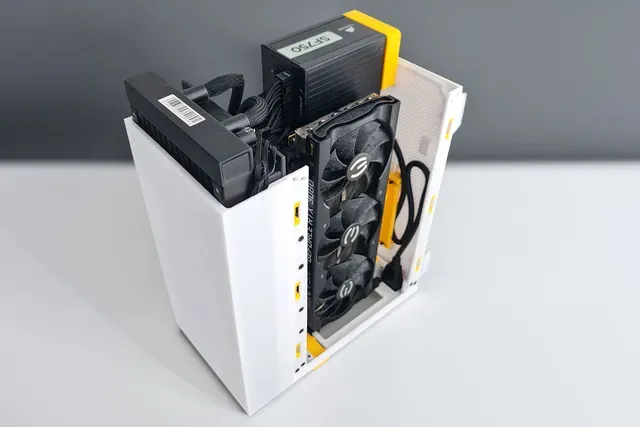 Watercooled PC Case - MODCASE 3D 13.3L ITX — Фото 6 из 11