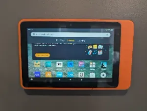 Amazon Fire HD 8 (2022) (12th Generation) Wall Mount