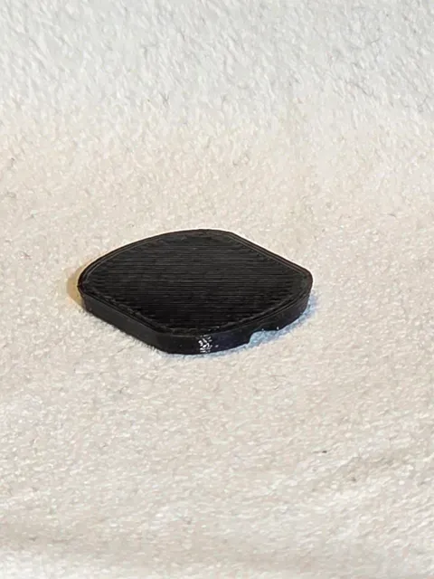 Ford Transit Mk. 6 (2000-2006) Replacement Windscreen Cowl Screw Cap — Image 3 of 6