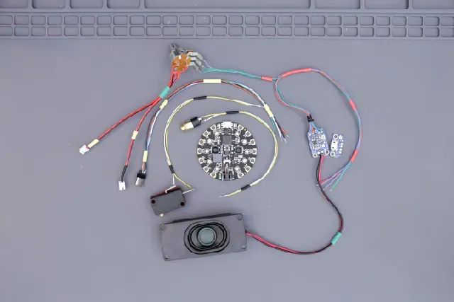 Circuit Playground Sound Box — Фото 4 из 8