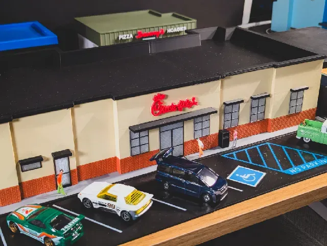 Chick-fil-A Model Set - 1:64 Scale Diorama — Фото 7 из 16