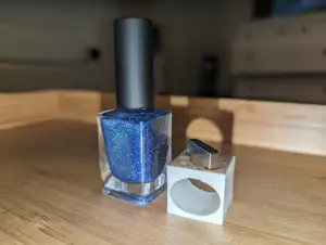 Magnetic nail polish magnet holder tool