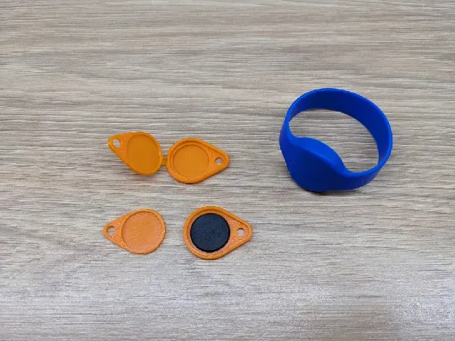 RFID key-chain case for a chip from a bracelet — Image 2 of 2