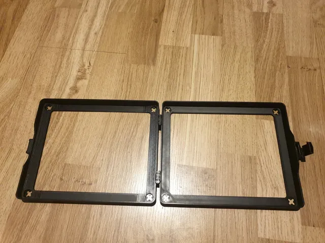 iFixit Manta Driver Kit box frame — Image 2 of 5