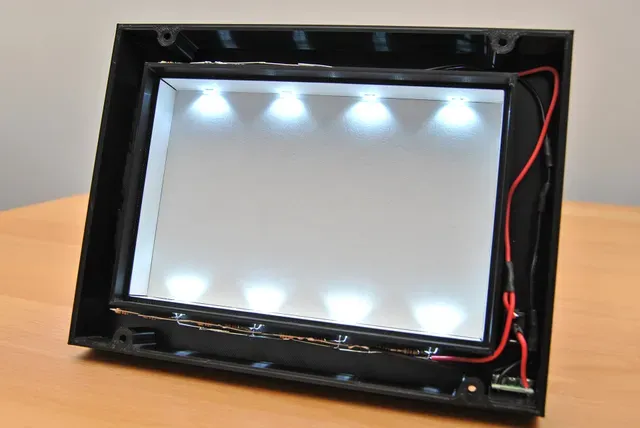 15cm x 10cm Lithophane Frame (USB-powered) — Фото 4 из 4