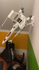 Lego 75355 X-wing wall holder