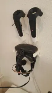 HTC Vive Mount HMD + Controllers + charging