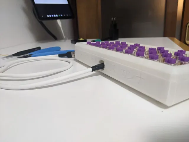 PetruziaMini - 40% Handwired Mechanical Keyboard — Фото 3 из 6