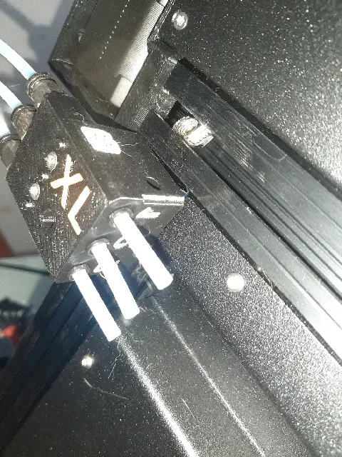 Seitliche Filamentsensoren Magnetisch/Lateral filament sensors magnetic