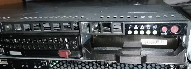 supermicro 3,5" hdd drive caddy tray (Non-Screw and Screw version!) — Image 2 of 7