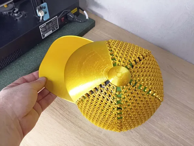 Baseball cap of 3D printed fabric — Image 5 of 5