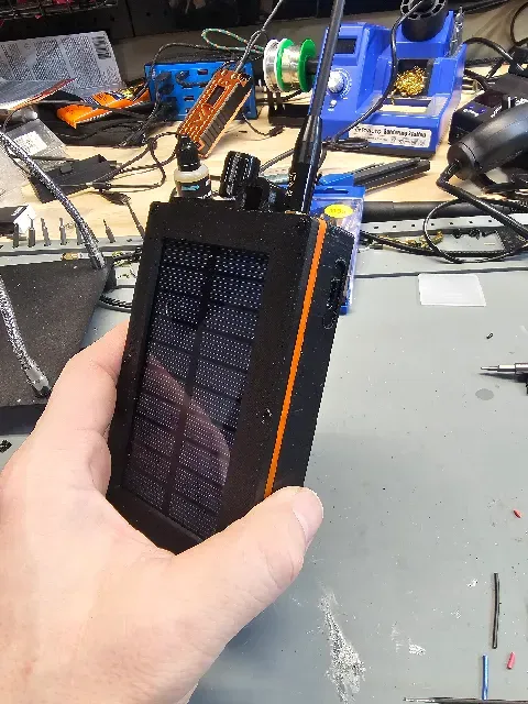 Meshtastic Heltec v4 solar case
